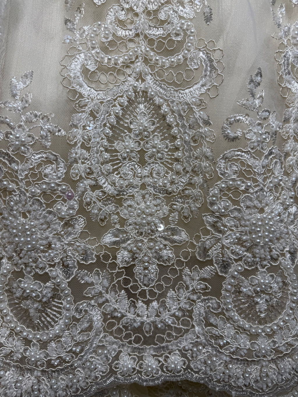 Ropon Angelica tono Champagne/ Angelica Baptism Dress in Champagne