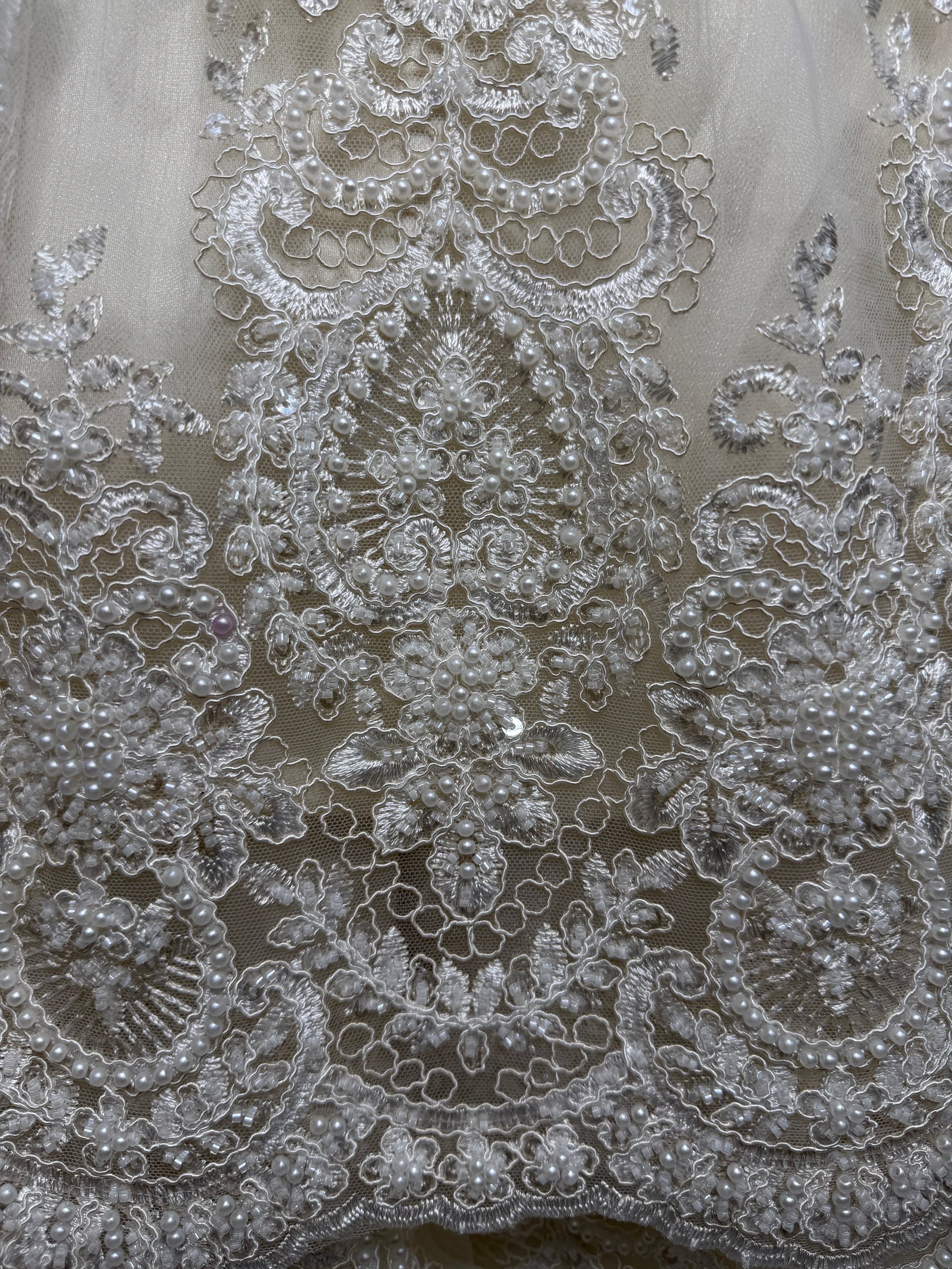 Ropon Angelica tono Champagne/ Angelica Baptism Dress in Champagne