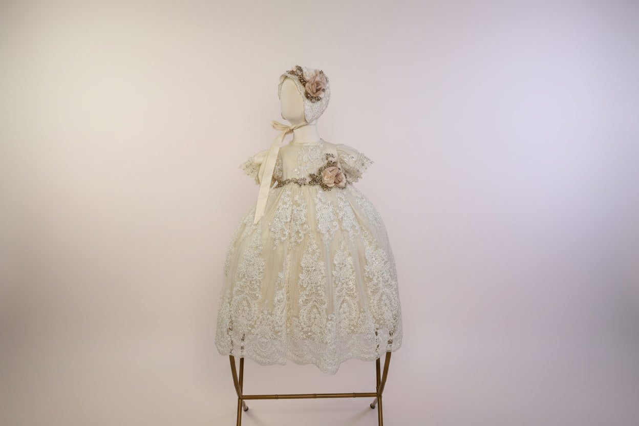 Ropon Angelica tono Champagne/ Angelica Baptism Dress in Champagne