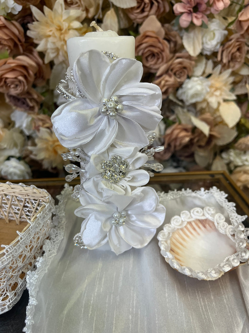 4 pz white Carrige candle set in white