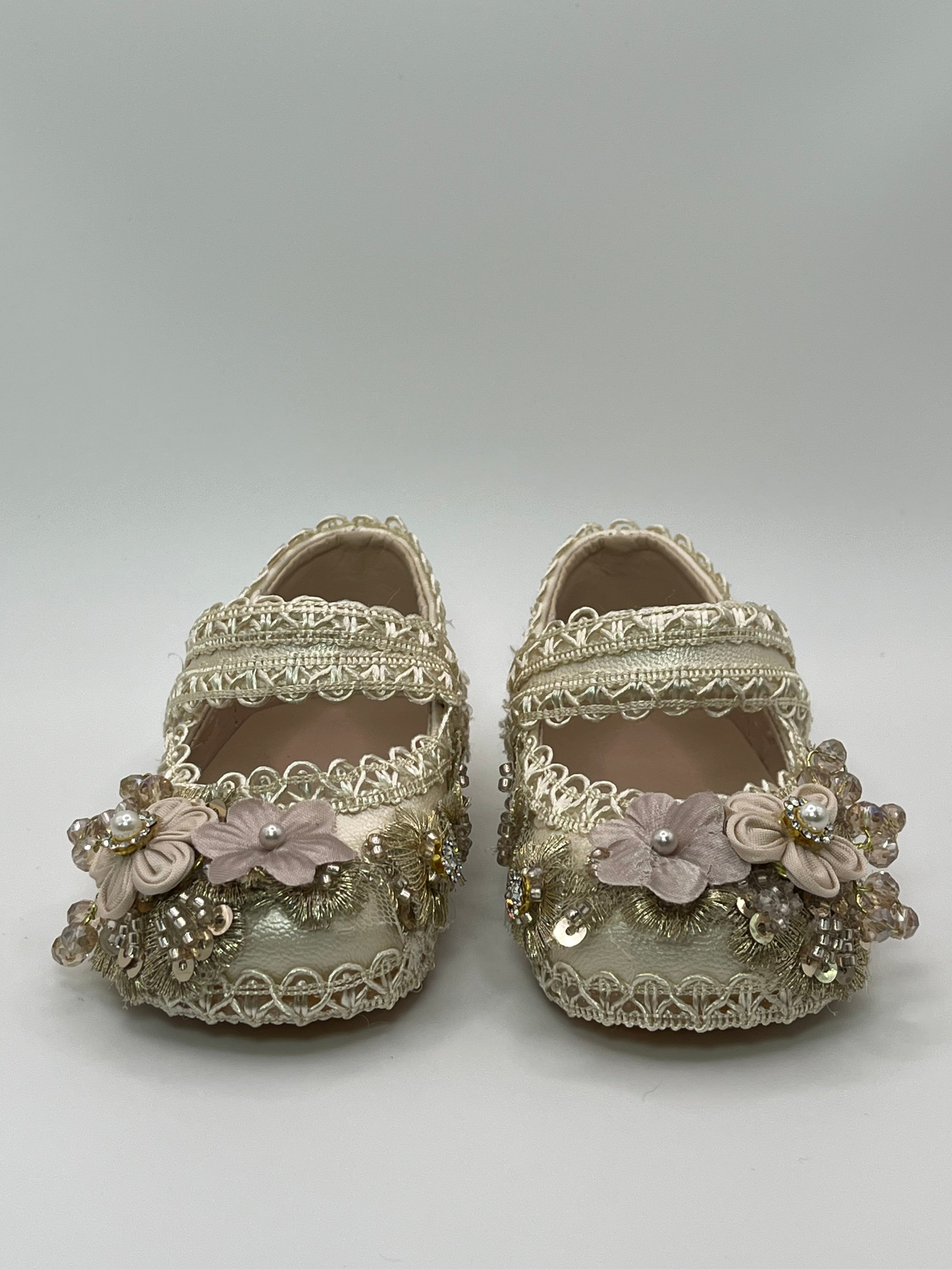 Girls’ Champagne Shoes /Zapatos Champagne Niña