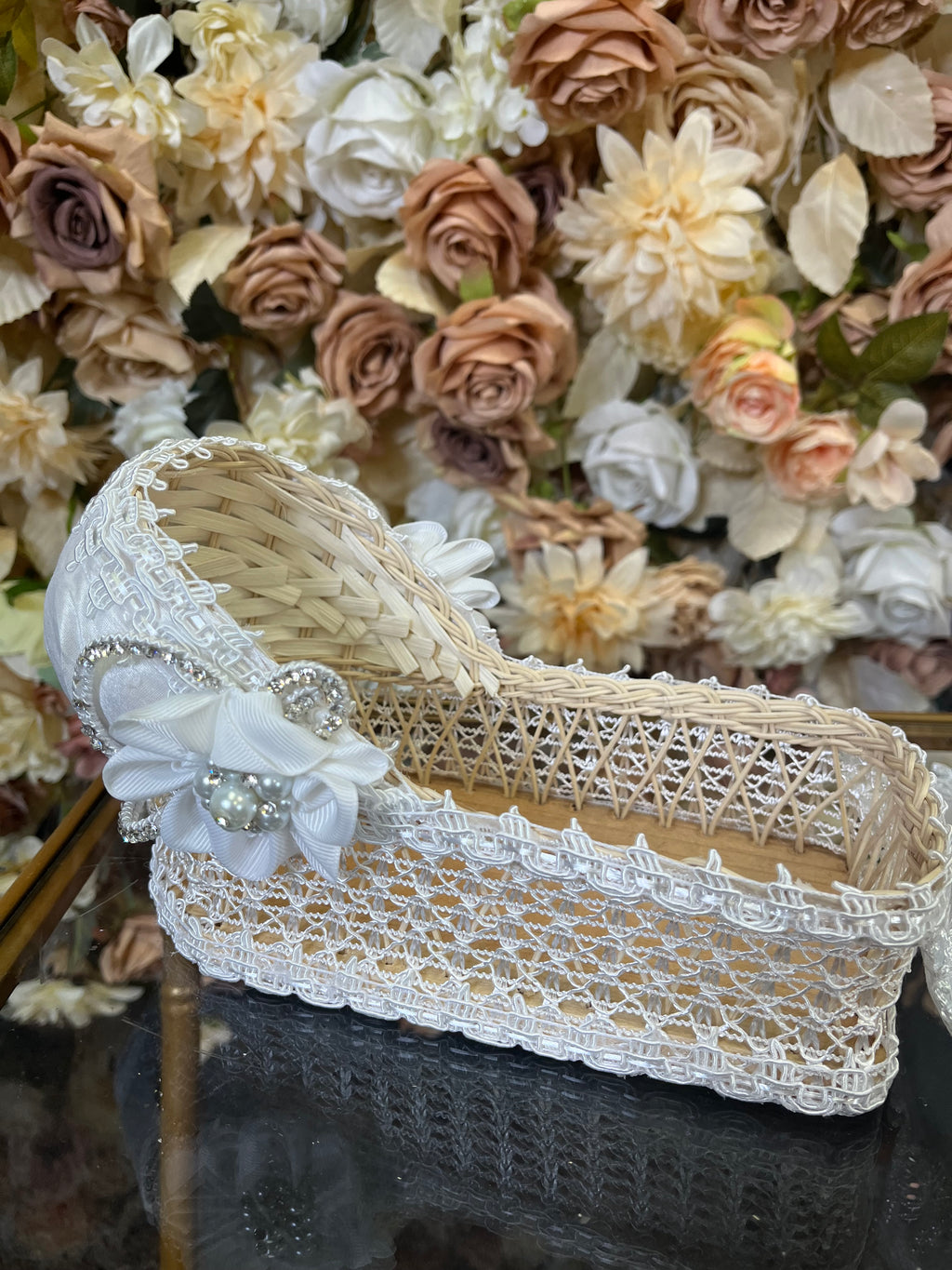 4 pz white Carrige candle set in white