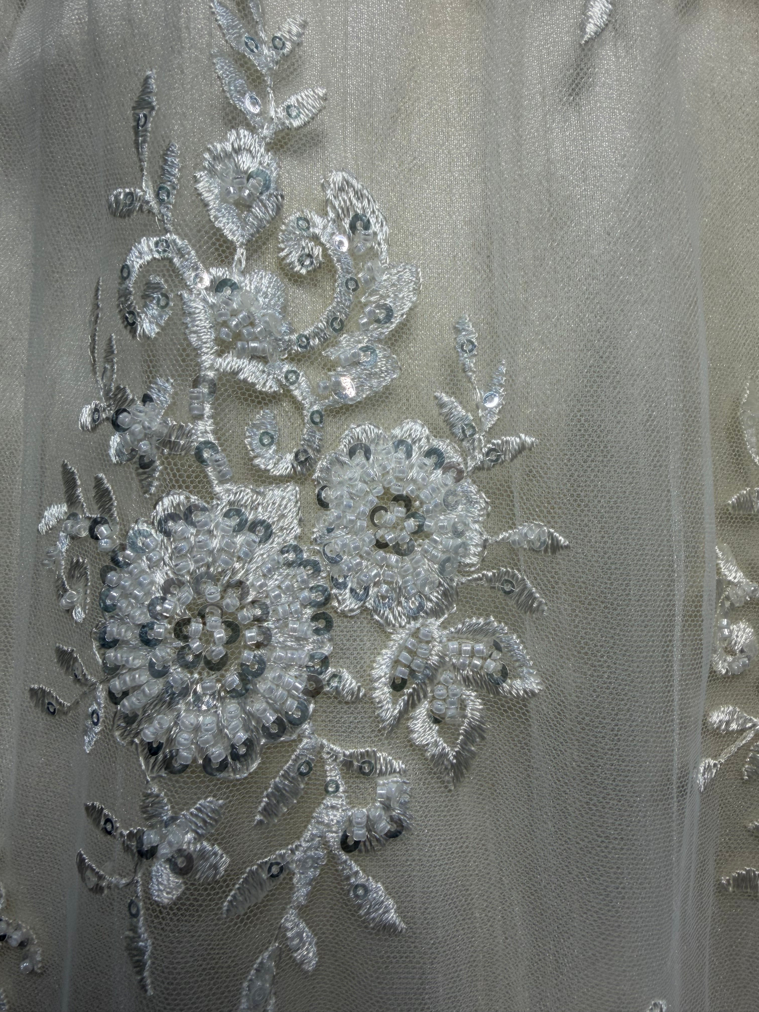 JAQUIE BAPTISM DRESS IN CHAMPAGNE/ ROPON JAQUIE EN TONO CHAMPAGNE