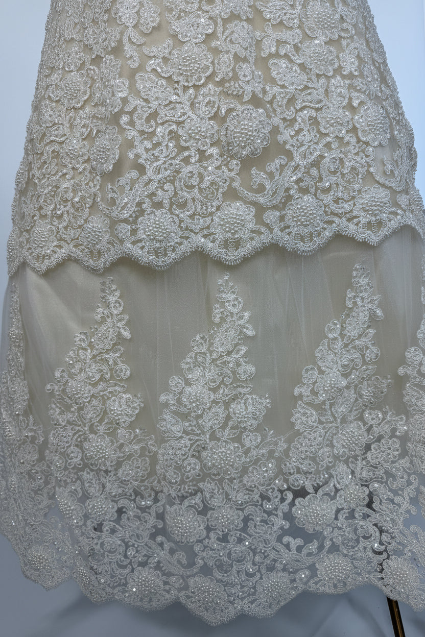 Ropon Sofia tono Champagne/ Sofia Baptism Dress in Champagne