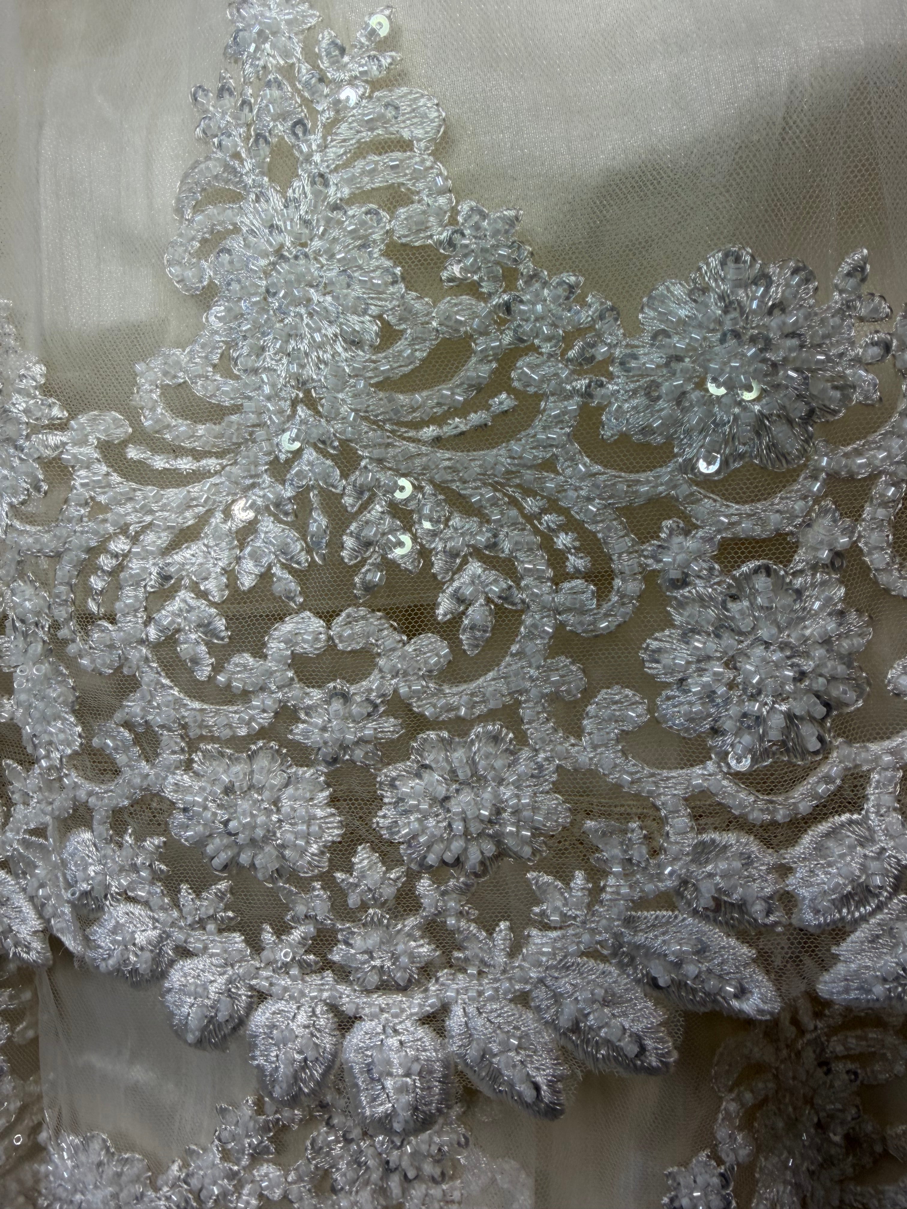 Ropon Adela tono Champagne/ Adela Baptism Dress in Champagne