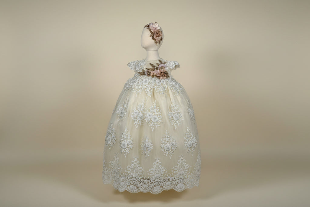 JAQUIE BAPTISM DRESS IN CHAMPAGNE/ ROPON JAQUIE EN TONO CHAMPAGNE