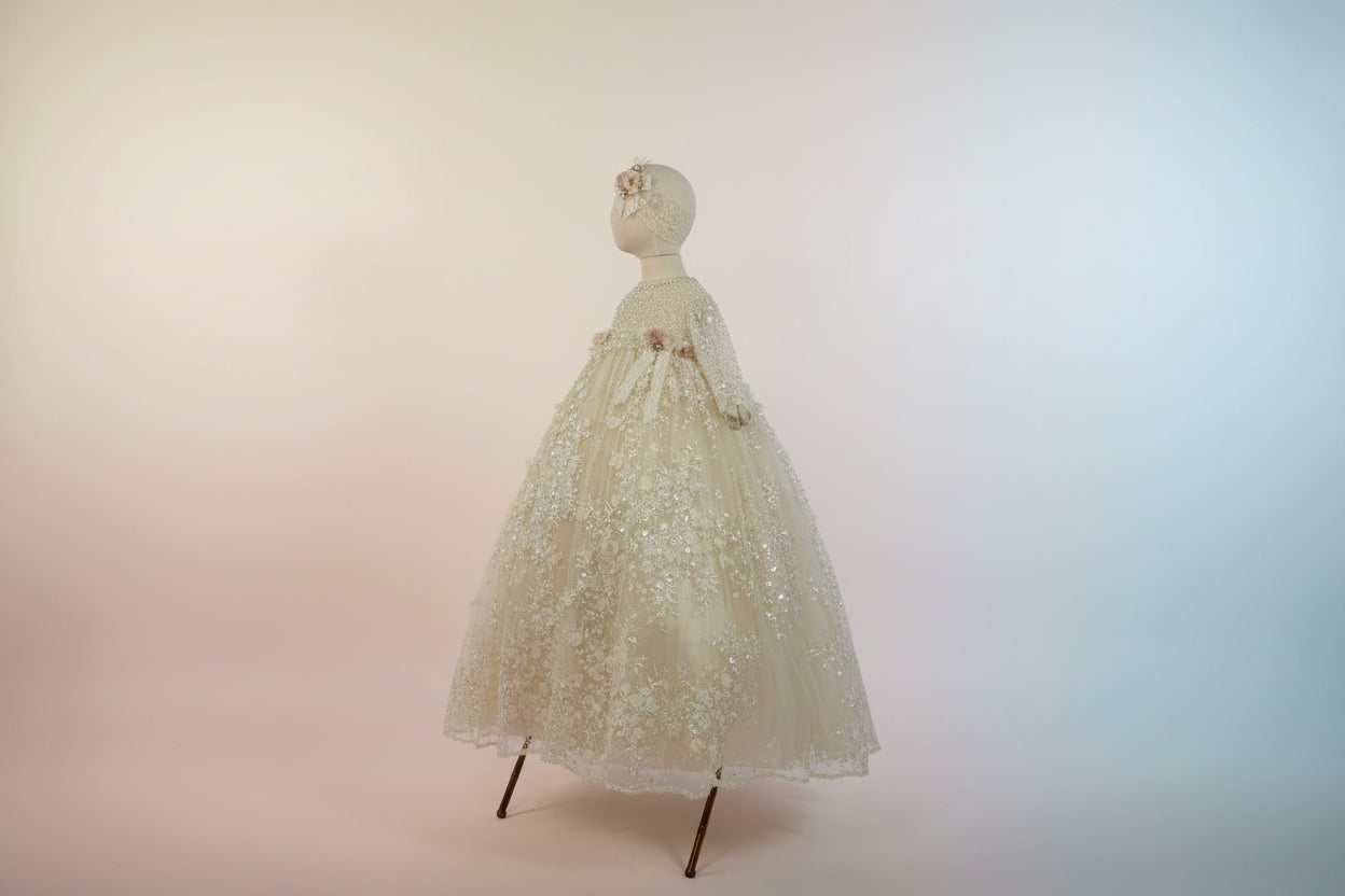 Ropon Aurora tono Champagne/ Aurora Baptism Dress in Champagne