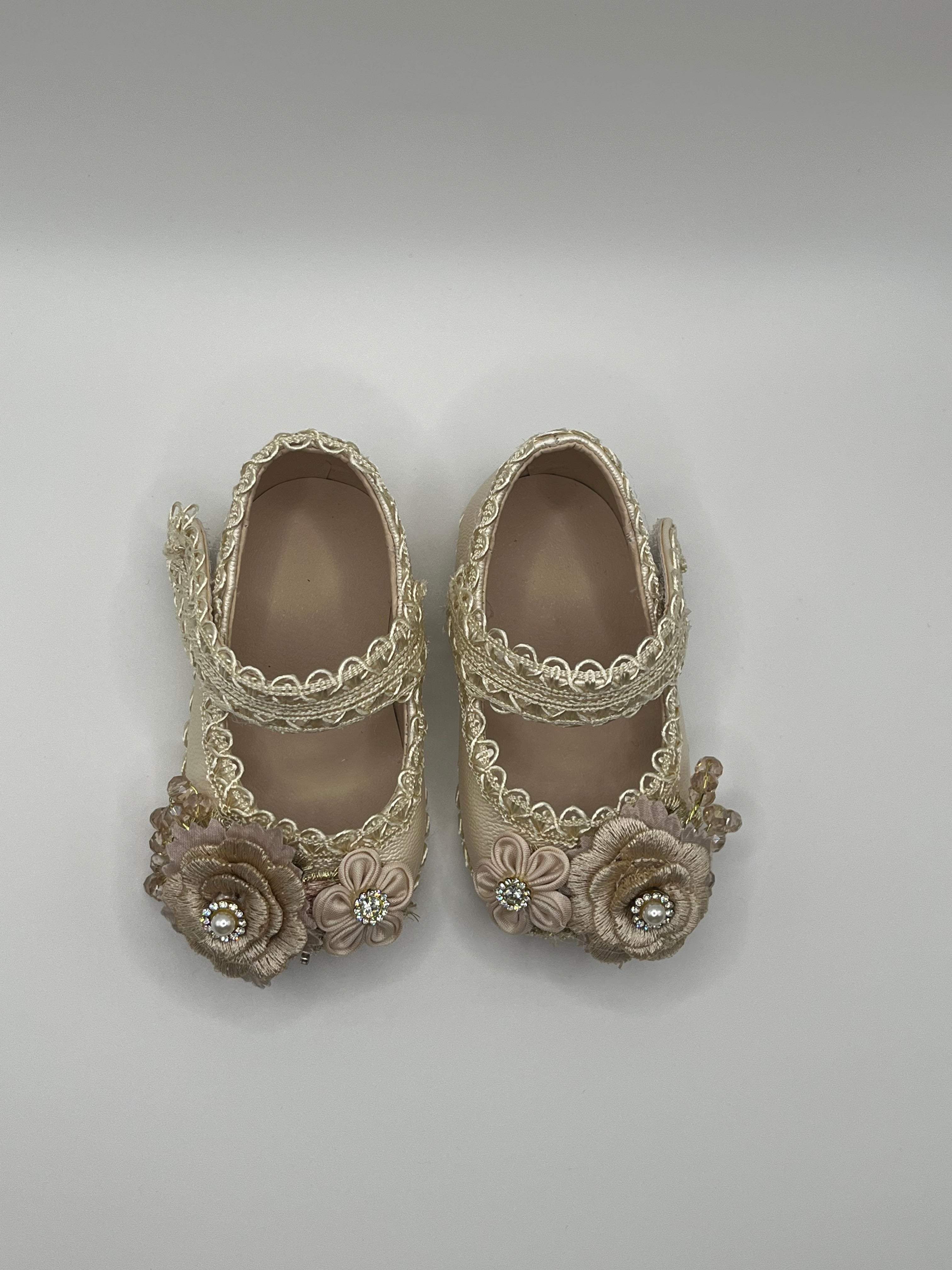 Girls’ Champagne Shoes /Zapatos Champagne Niña #2