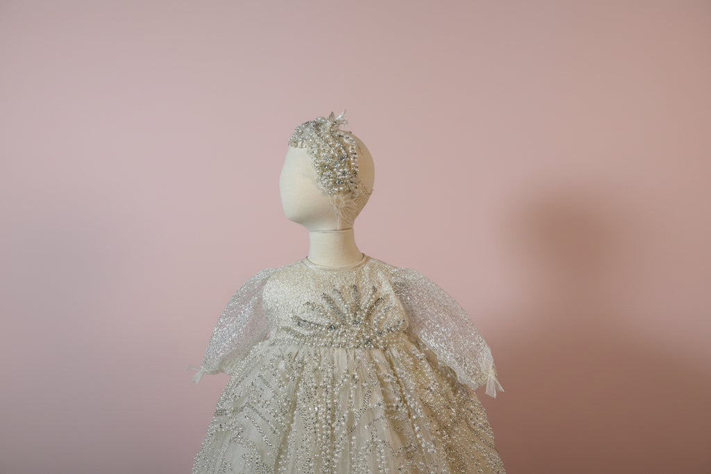 Ropon Jazmin tono champagne / Jazmin Baptism Dress in Champagne