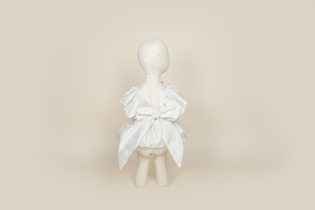Ivory Romper/ Pañalero Tono Perla Style # 1537