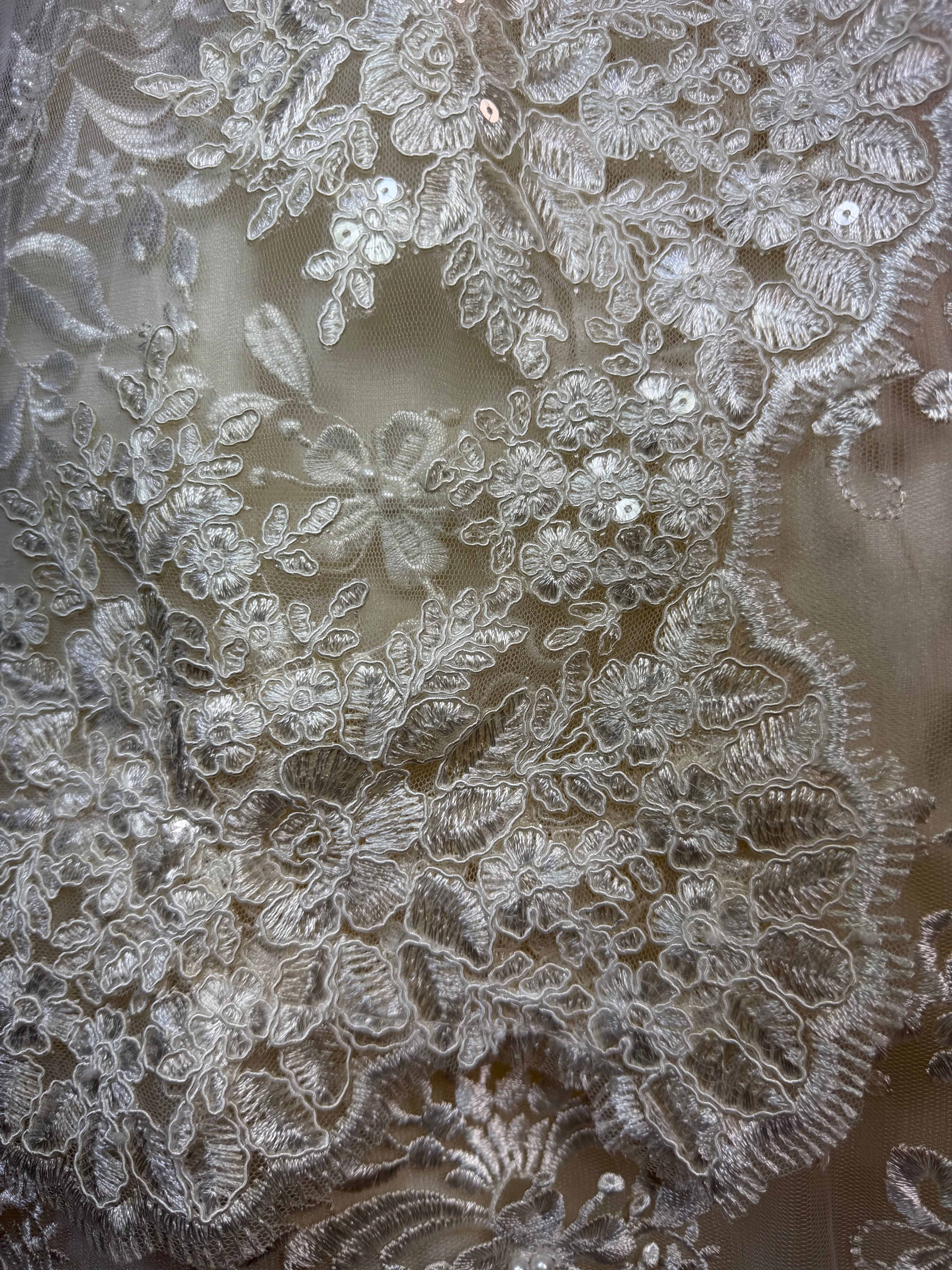 Ropon Atena tono Champagne/ Atena Baptism Dress in Champagne