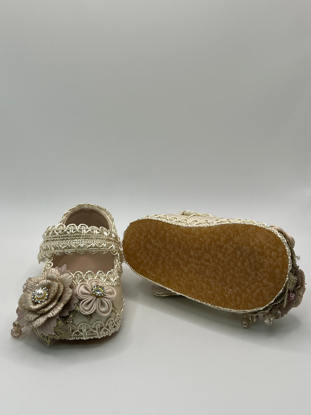 Girls’ Champagne Shoes /Zapatos Champagne Niña #2