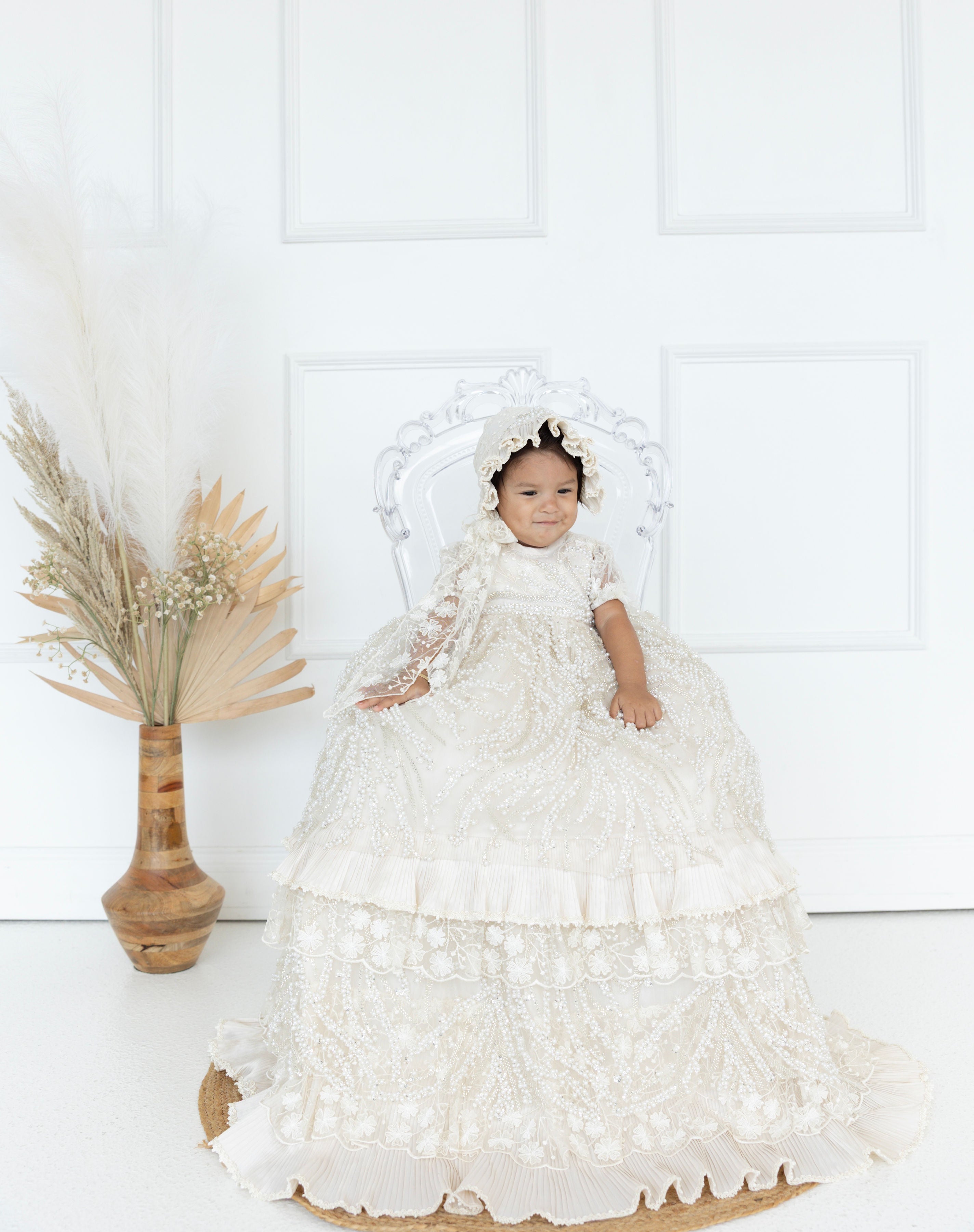 Ropon Jazmin tono champagne / Jazmin Baptism Dress in Champagne