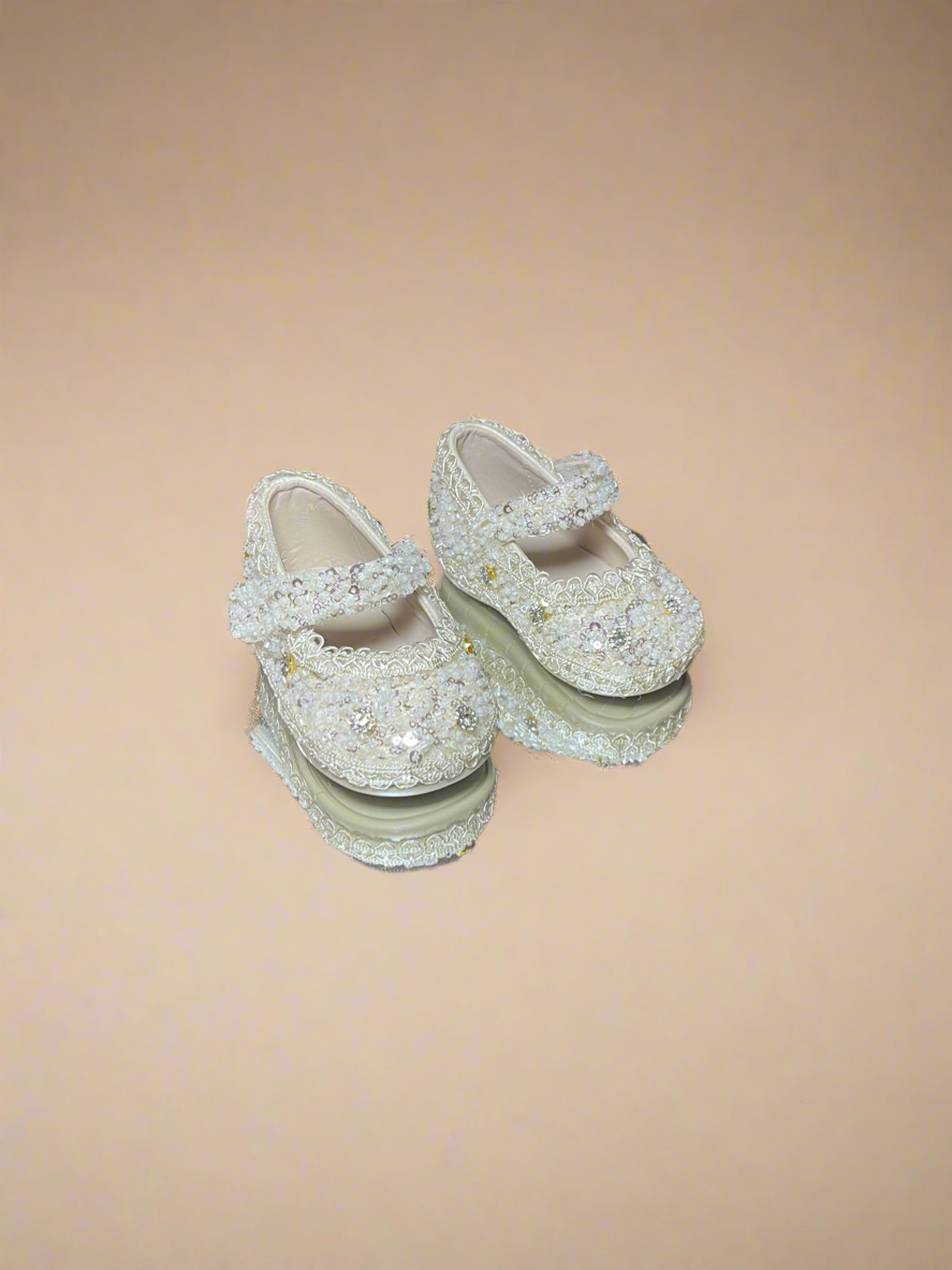 Girls’ Champagne Sequence Shoes with Sole/Zapatos Champagne con Piedreria para Niña con Suela