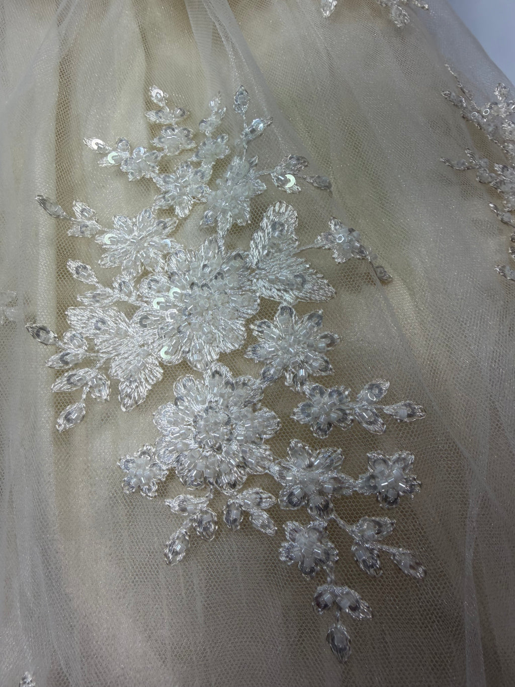 Ropon Adela tono Champagne/ Adela Baptism Dress in Champagne