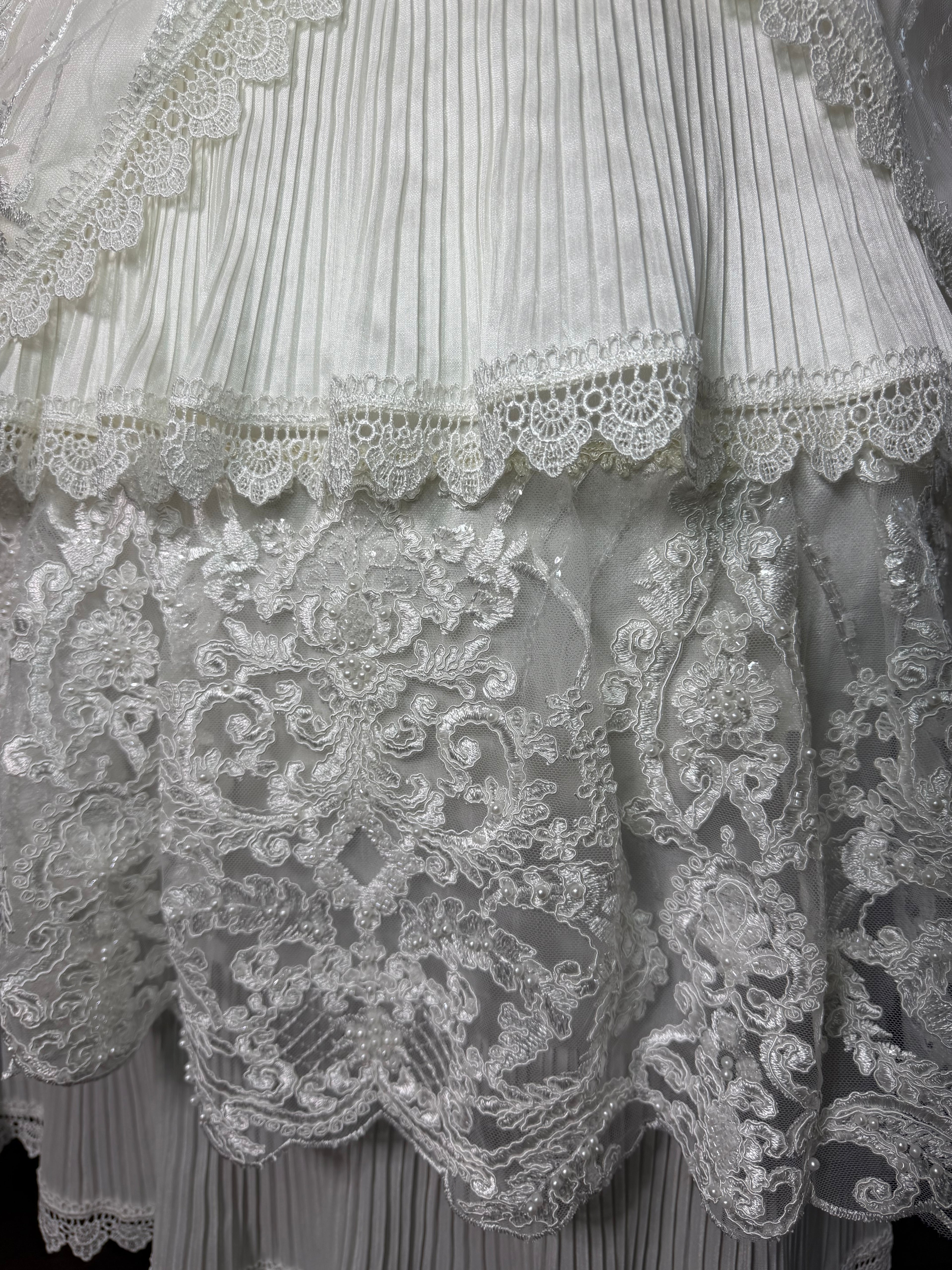 Ropon Carlota Tono Perla/ Carlota Baptism Dress in Creamy Ivory