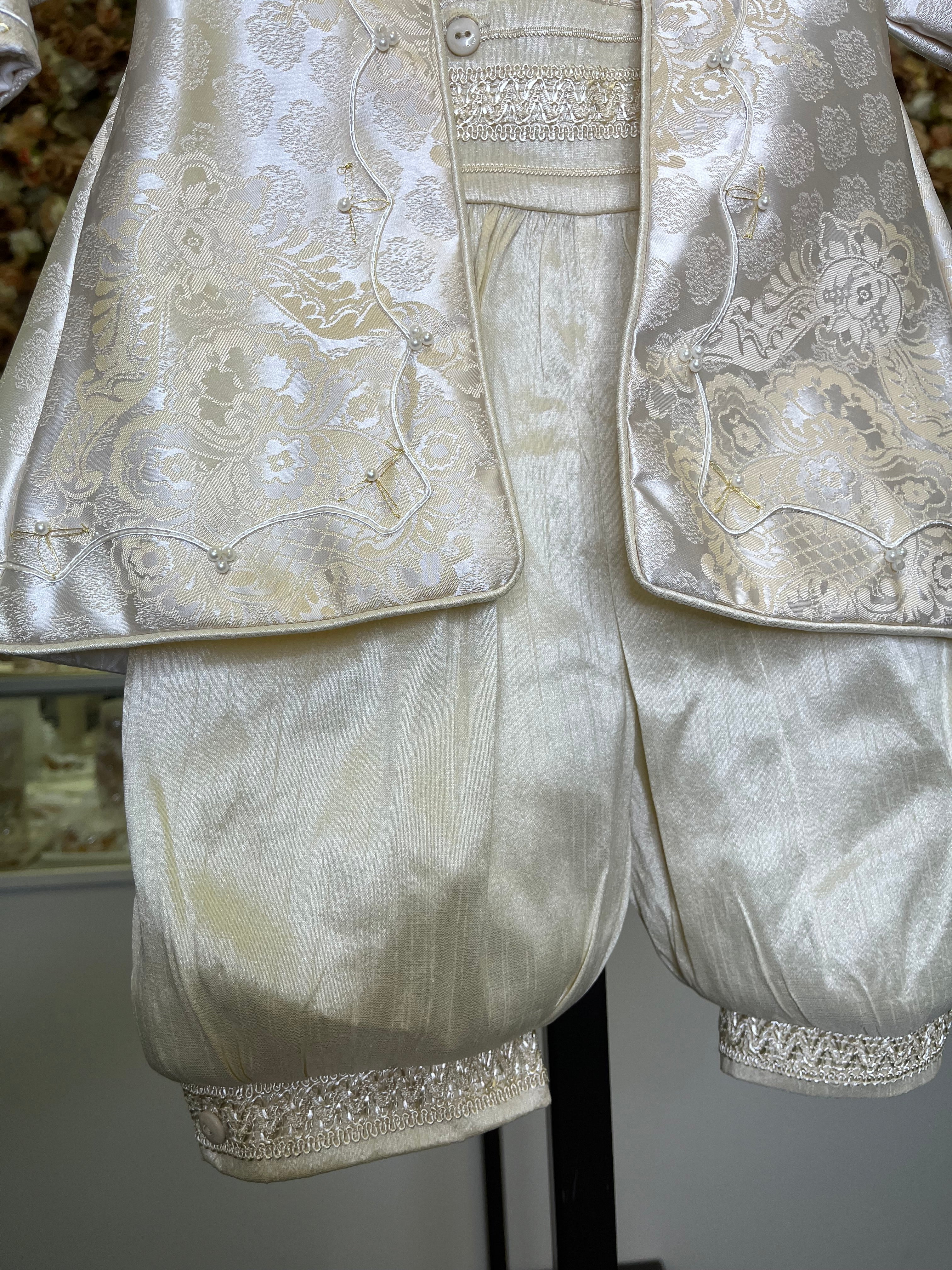 Prince Raymond boy outfit in Champagne FINAL SALE/VENTA FINAL