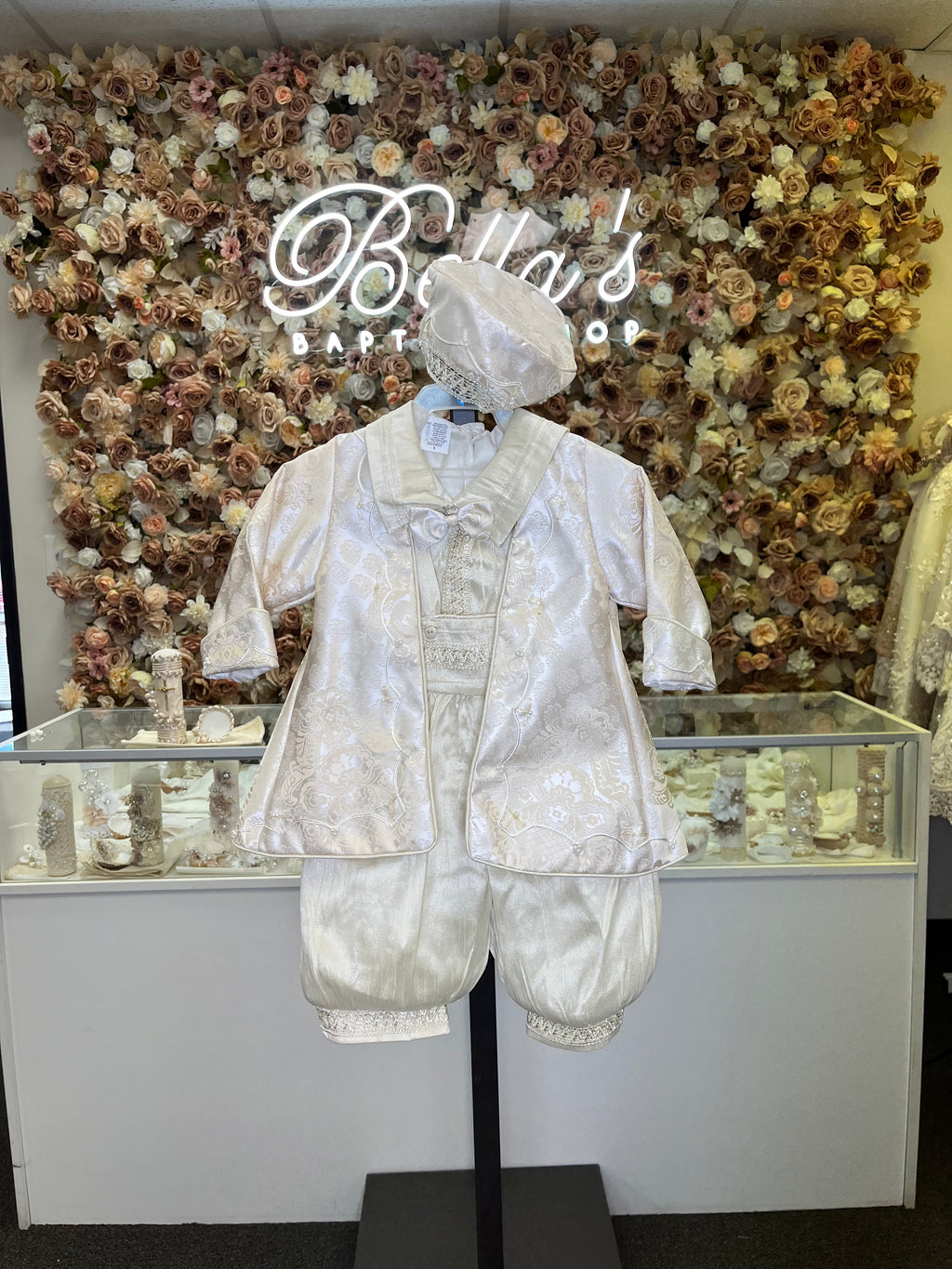 Prince Raymond boy outfit in Champagne FINAL SALE/VENTA FINAL