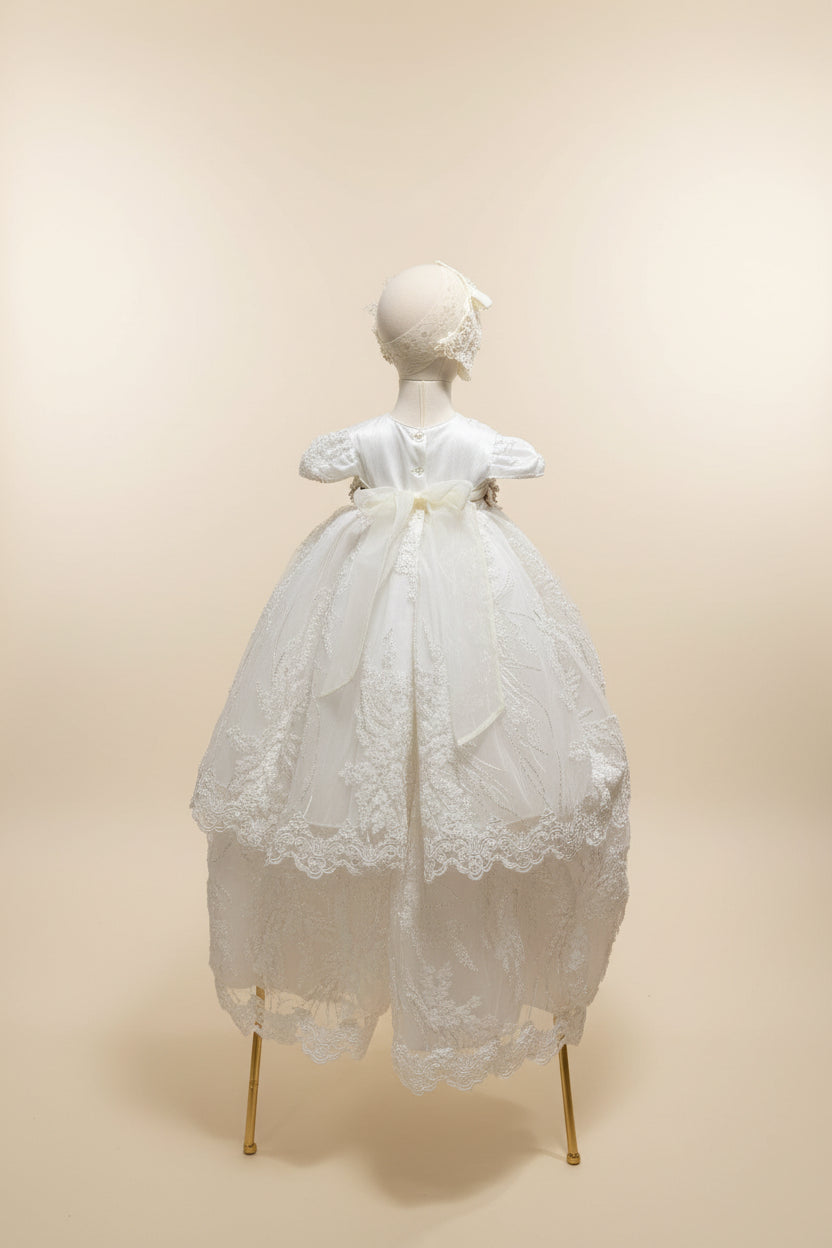 Ropon Reyna en tono Perla / Reyna Baptism Dress in Creamy Ivory