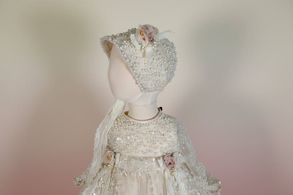 Ropon Aurora tono Champagne/ Aurora Baptism Dress in Champagne