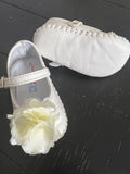 Girl Leather Baby baptism shoes in white and ivory (size 0-3 months only)
